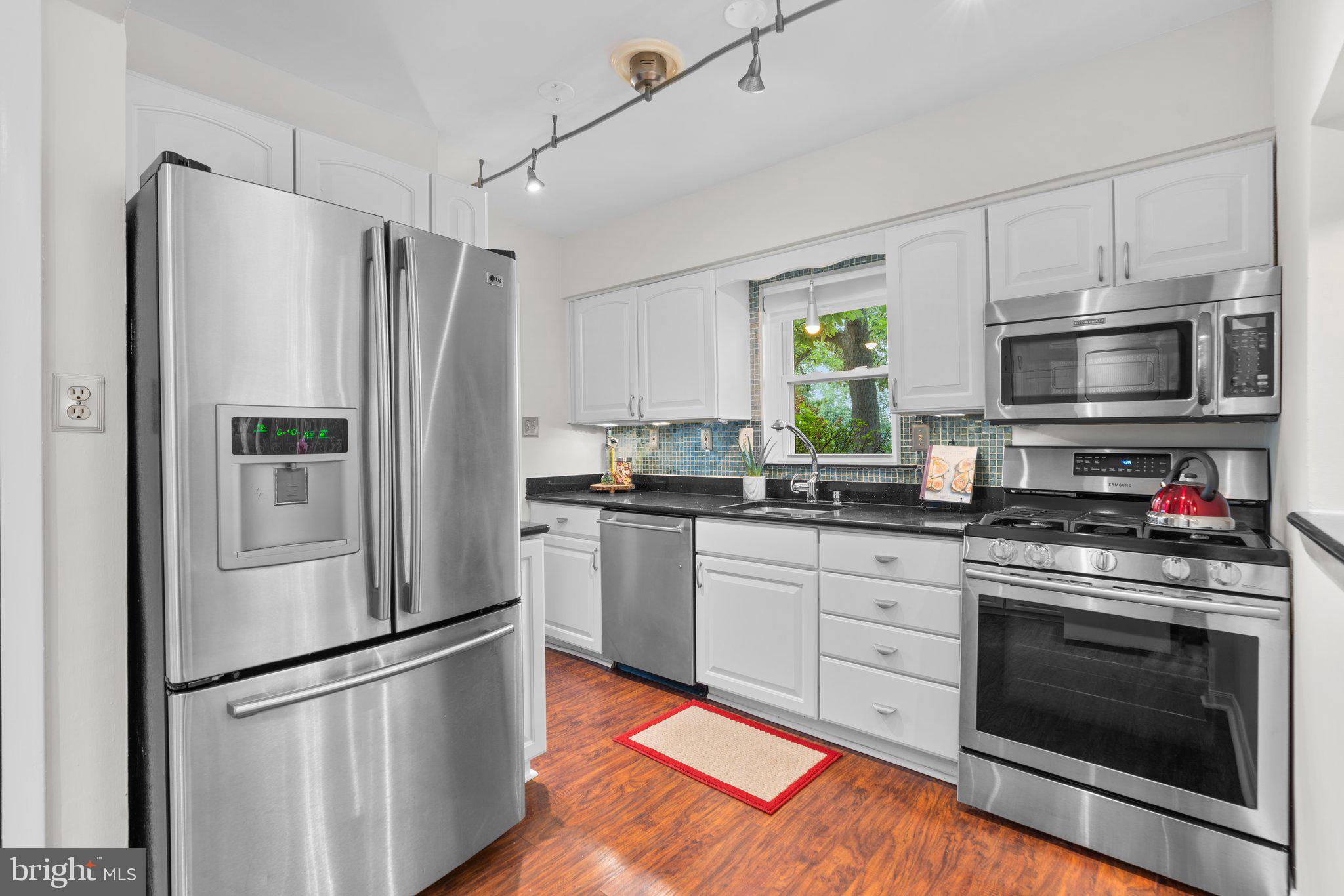 1605 Gridley Lane Silver Spring, MD 20902 - Photo 10 of 42