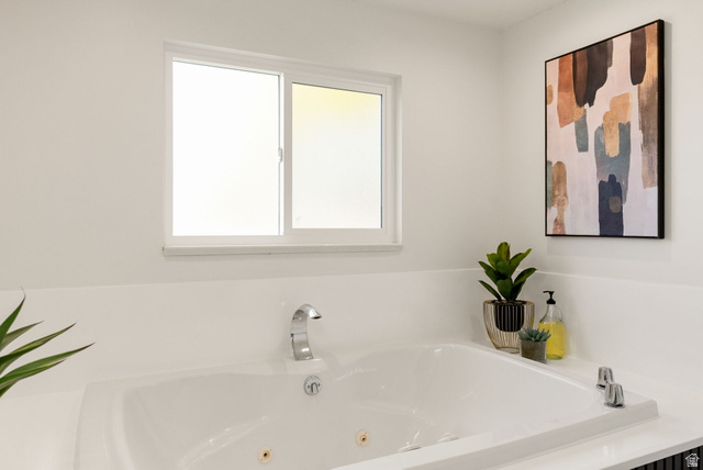 368 Spring Creek Road Providence, UT 84332 - Photo 12 of 45 Full bath with a tub with jets