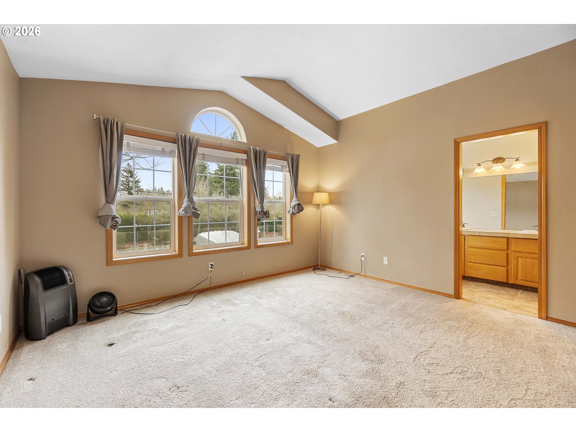 1027 Southeast Strebin Road Troutdale, OR 97060 - Photo 17 of 26 Bedroom, Primary