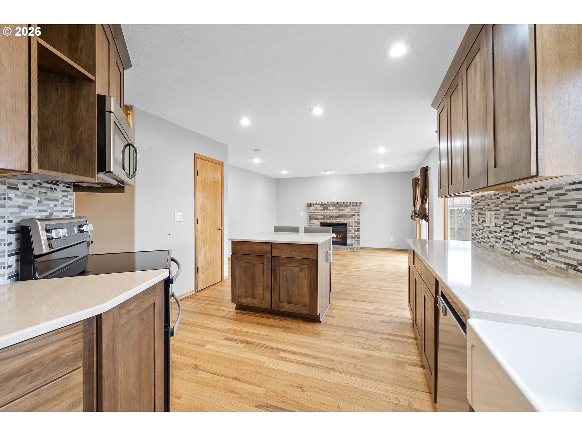 1027 Southeast Strebin Road Troutdale, OR 97060 - Photo 6 of 26