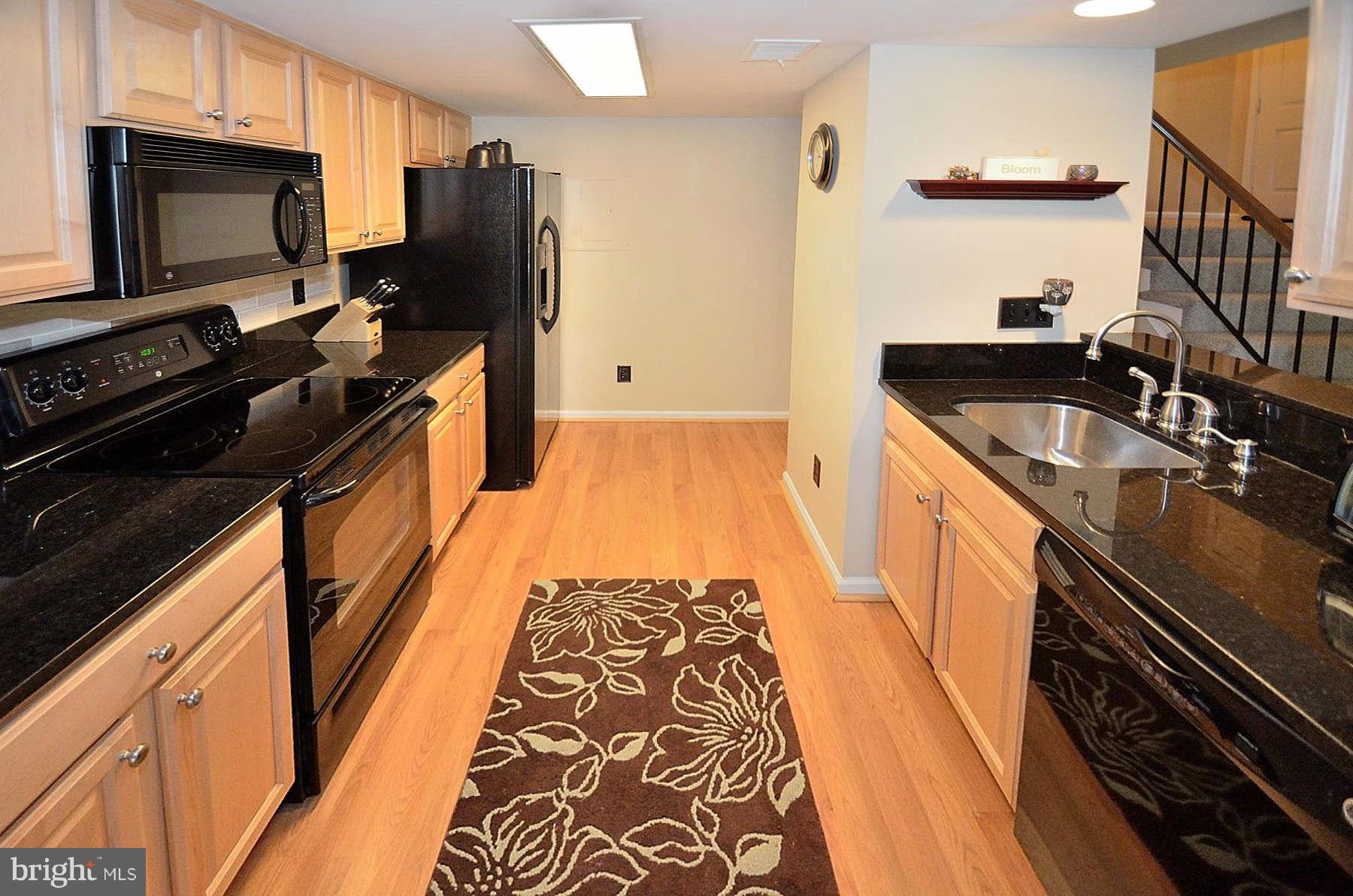 12889 A Grays Pointe Road, Unit A Fairfax, VA 22033 - Photo 6 of 16 Kitchen