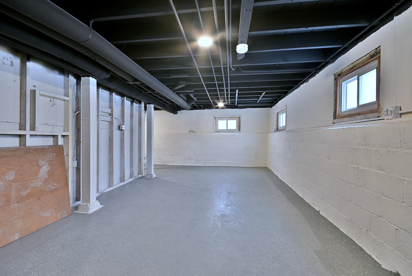 9016 Southview Avenue Brookfield, IL 60513 - Photo 43 of 45 a view of an empty room
