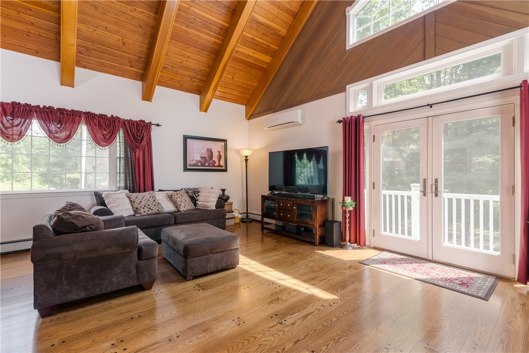 237 Pine Swamp Road Cumberland, RI 02864 - Photo 12 of 44