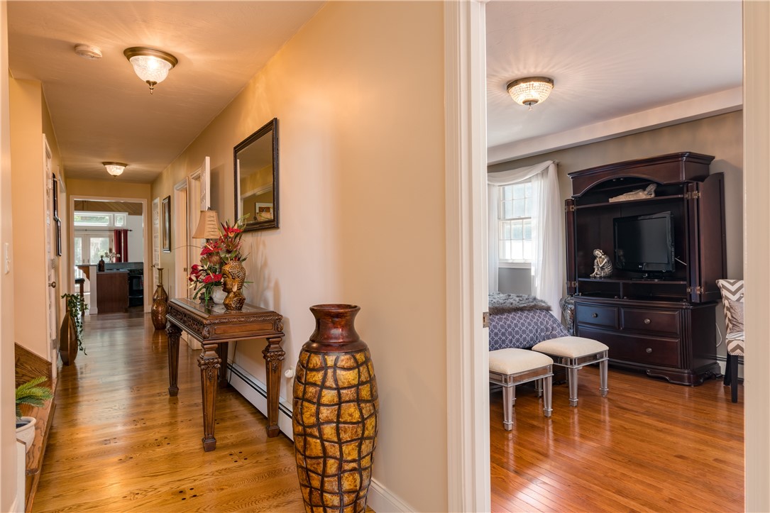 237 Pine Swamp Road Cumberland, RI 02864 - Photo 16 of 44