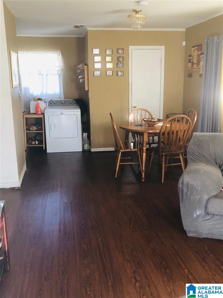 132 11th Avenue Southwest Birmingham, AL 35211 - Photo 3 of 9