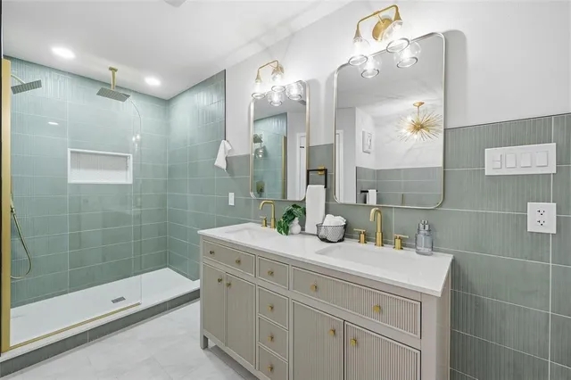 $454,900 | 1806 Burr Oak Street, Arlington, TX 76012