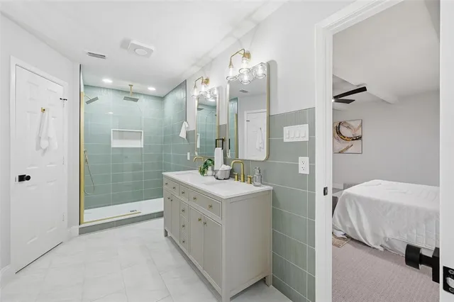 $454,900 | 1806 Burr Oak Street, Arlington, TX 76012