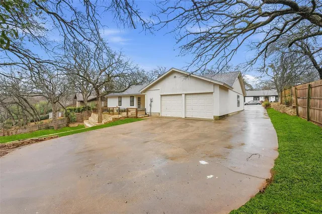 $454,900 | 1806 Burr Oak Street, Arlington, TX 76012