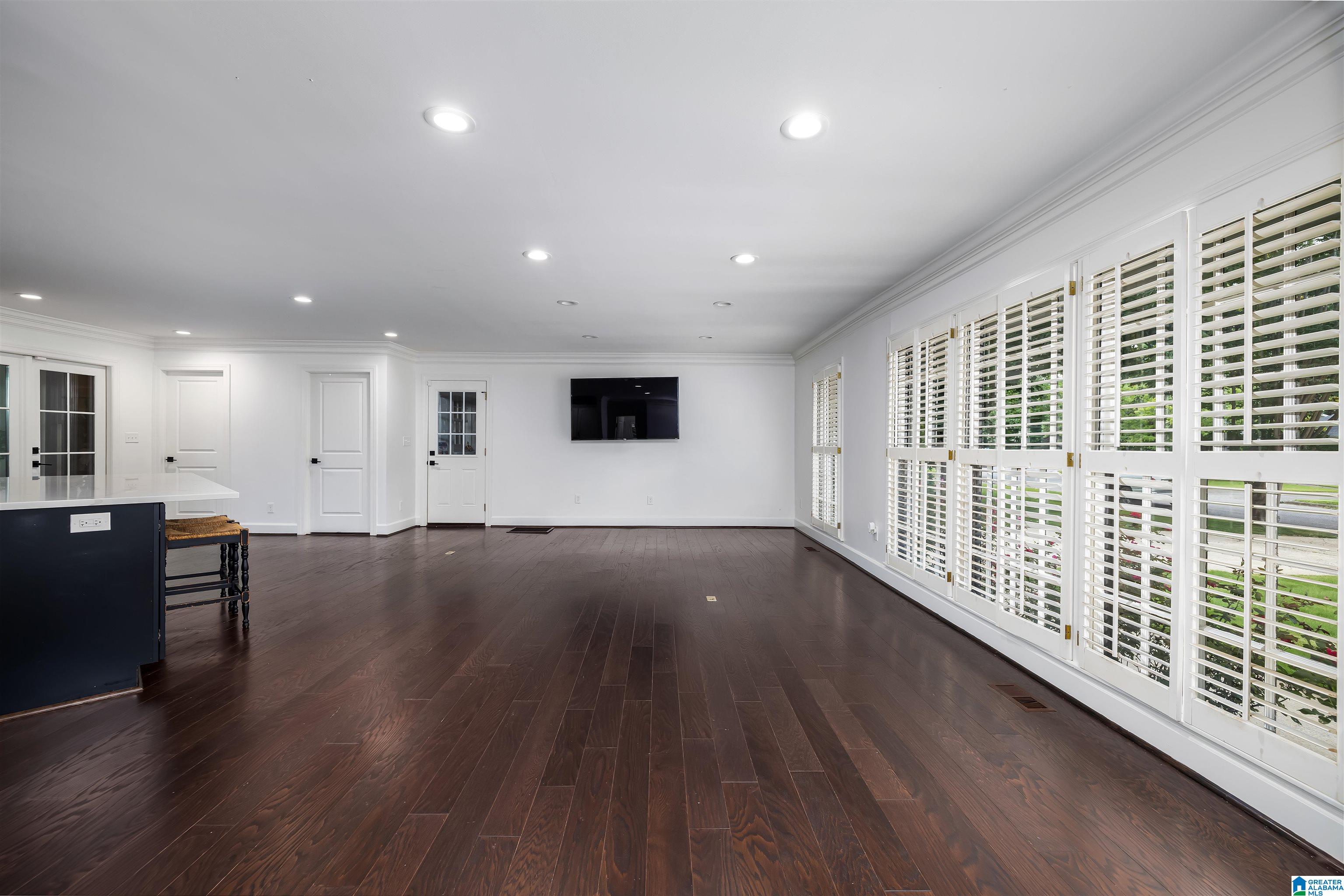 4312 MountainDale Road Birmingham, AL 35213 - Photo 9 of 43 Gallery Image 9
