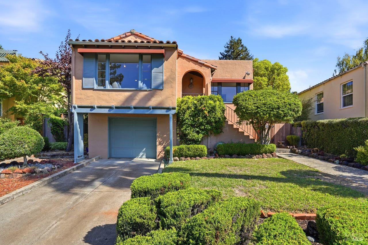 54 Rutherford Ave, San Anselmo