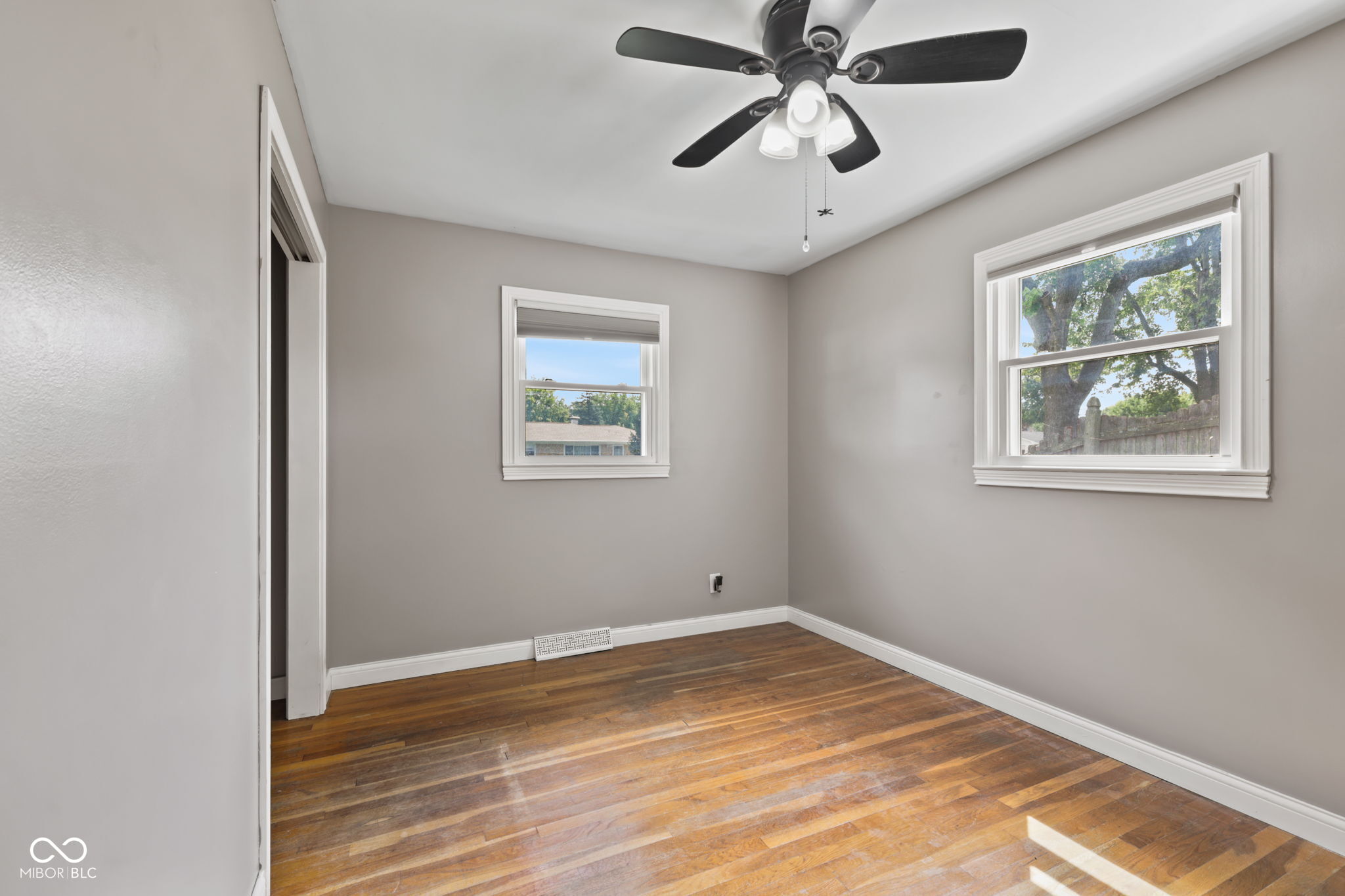 714 Howard Road Greenwood, IN 46142 - Photo 15 of 26 Gallery Image 15