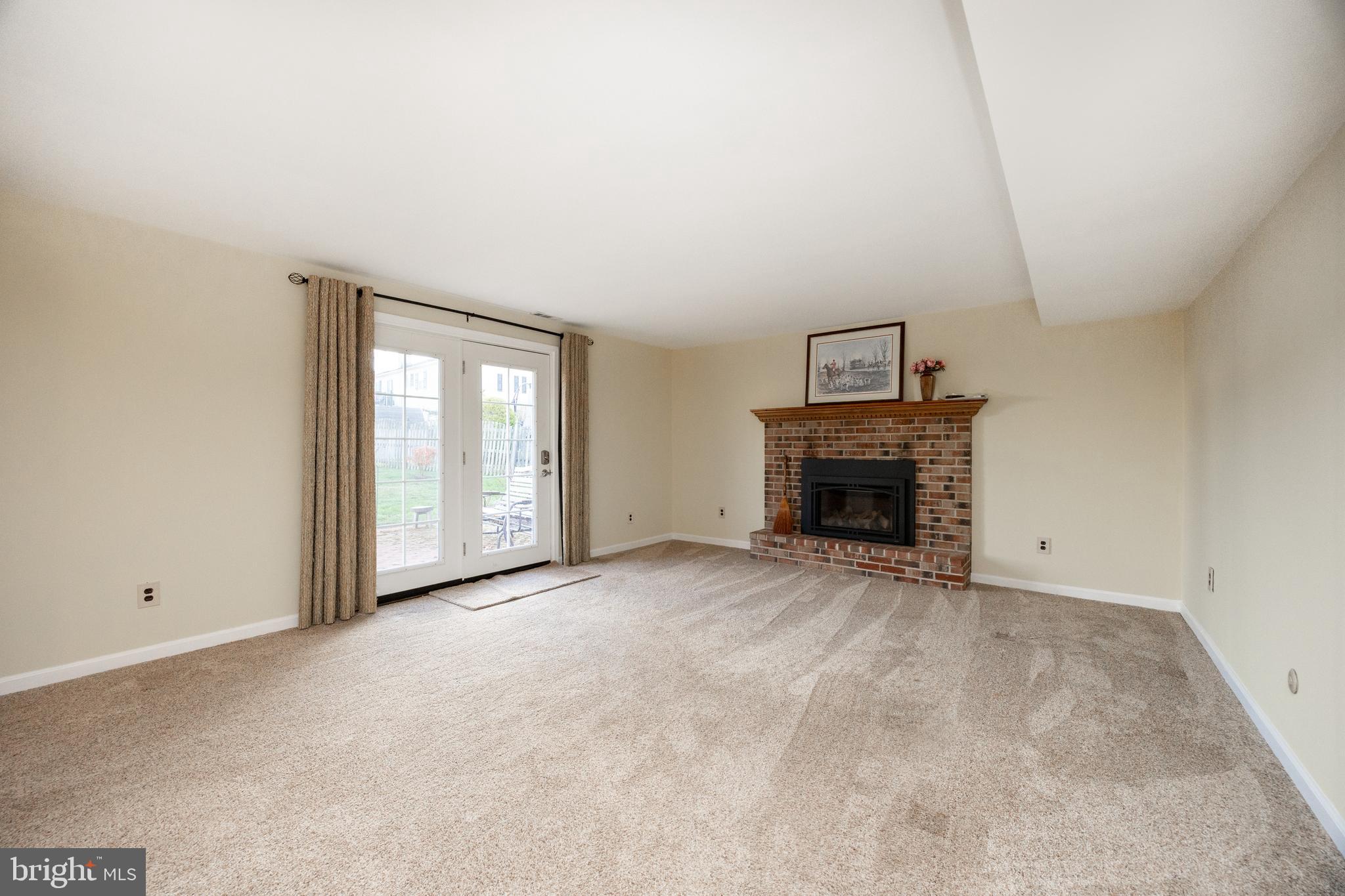 5 Cheyenne Road Royersford, PA 19468 - Photo 25 of 29 an empty room with windows
