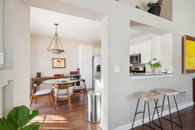 $615,000 | 2750 Langley Circle, Glenview, IL 60026