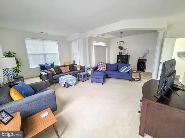 $3,350 | 2216 Highfly Terrace, Unit 2216, Silver Spring, MD 20902