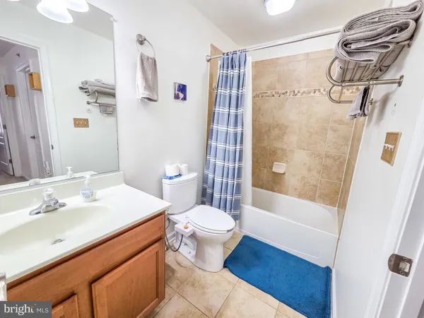 $3,350 | 2216 Highfly Terrace, Unit 2216, Silver Spring, MD 20902