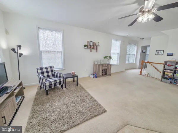 $3,350 | 2216 Highfly Terrace, Unit 2216, Silver Spring, MD 20902