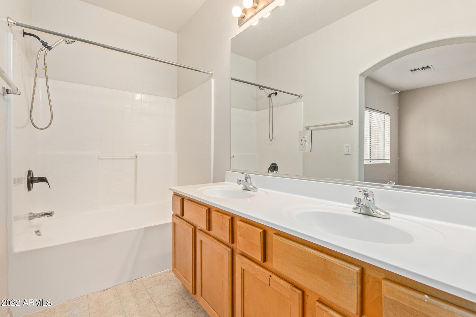 1718 West Colter Street, Unit 175 Phoenix, AZ 85015 - Photo 22 of 26 0022-22 - Colter
