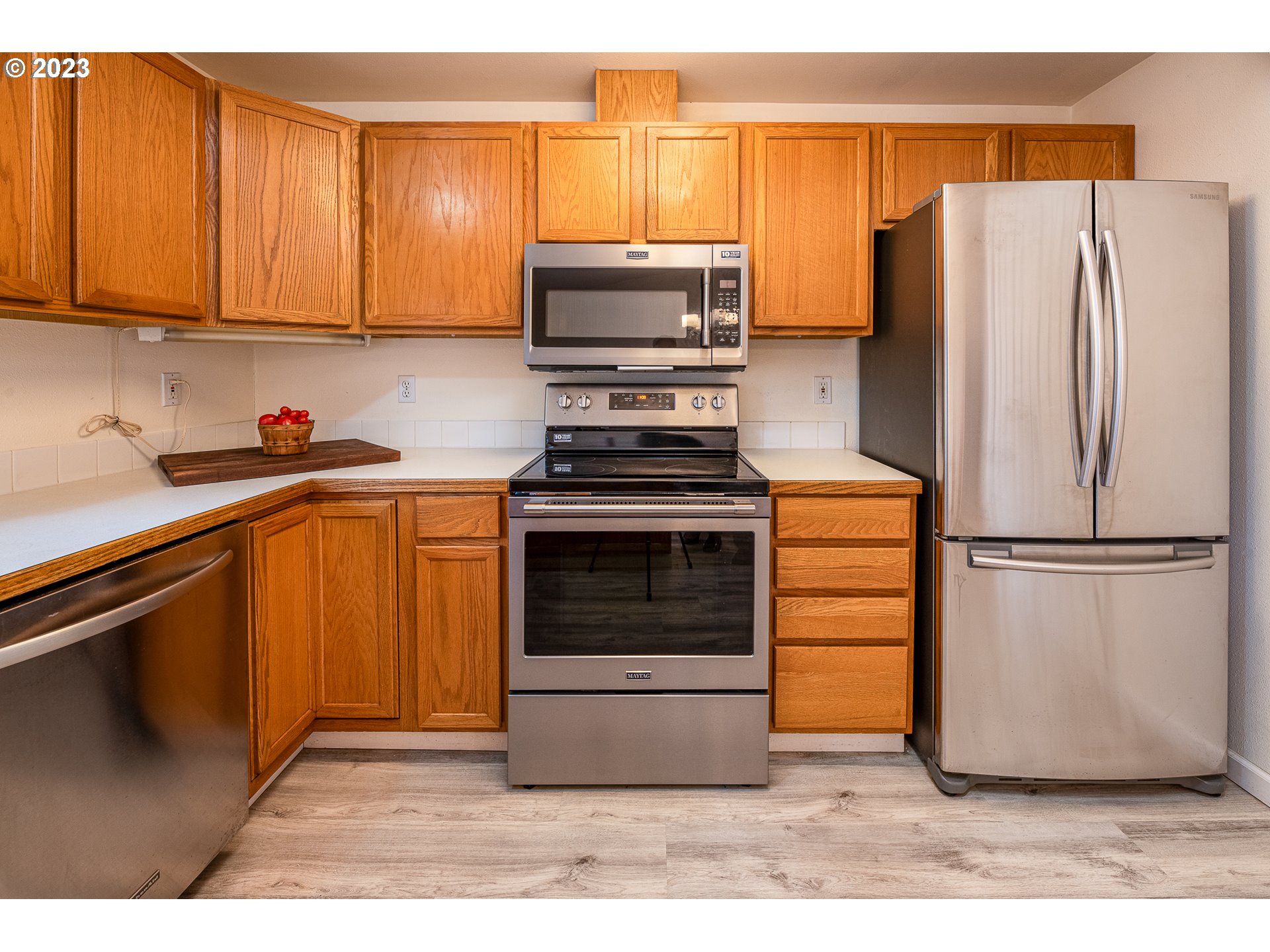 1181 Ash Grove Loop Creswell, OR 97426 - Photo 15 of 34 Kitchen
