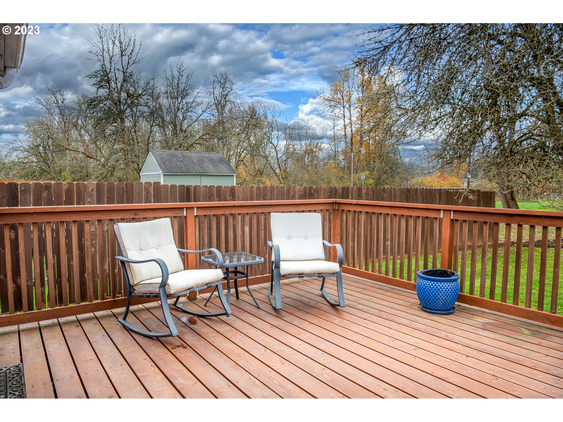 1181 Ash Grove Loop Creswell, OR 97426 - Photo 28 of 34 Deck