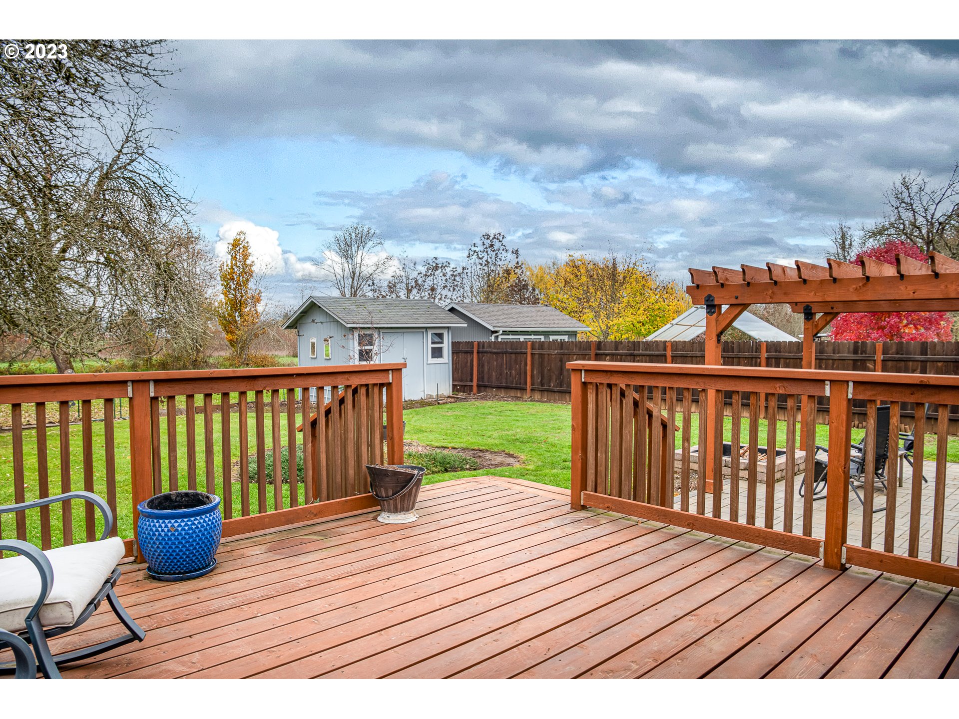 1181 Ash Grove Loop Creswell, OR 97426 - Photo 29 of 34 Deck