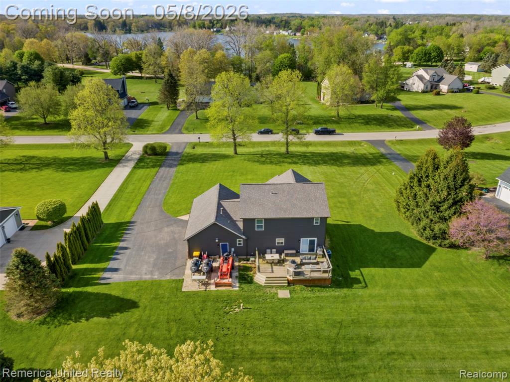 2558 Clivedon Road Howell, MI 48843 - Photo 8 of 46