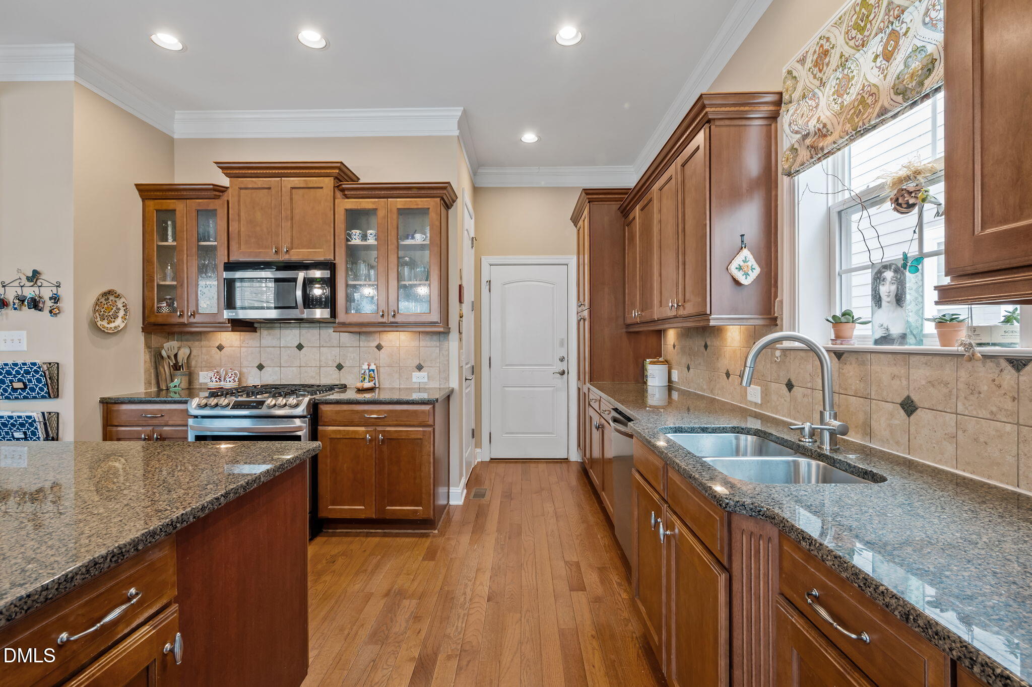 102 Legends Way Chapel Hill, NC 27516 - Photo 13 of 43 25-web-or-mls-P1108239