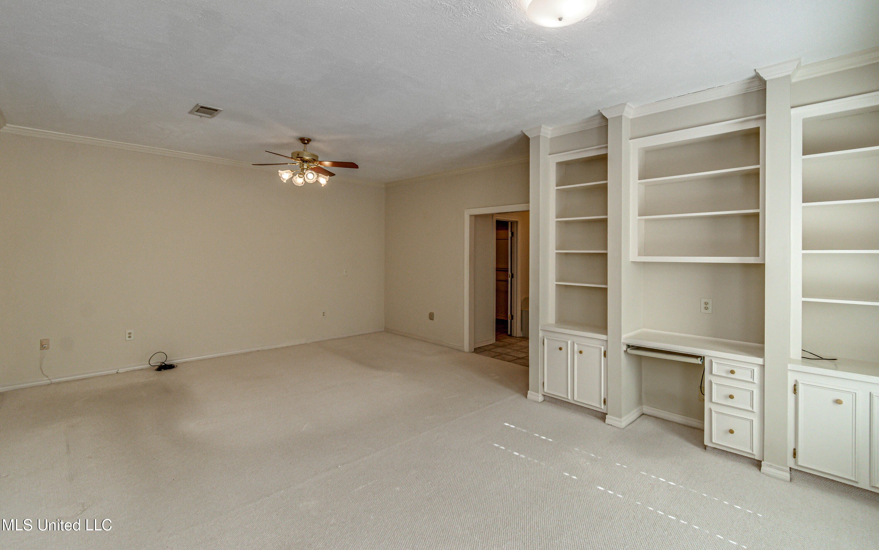 560 Dixton Drive Brandon, MS 39047 - Photo 25 of 58 560 Dixton Dr-52