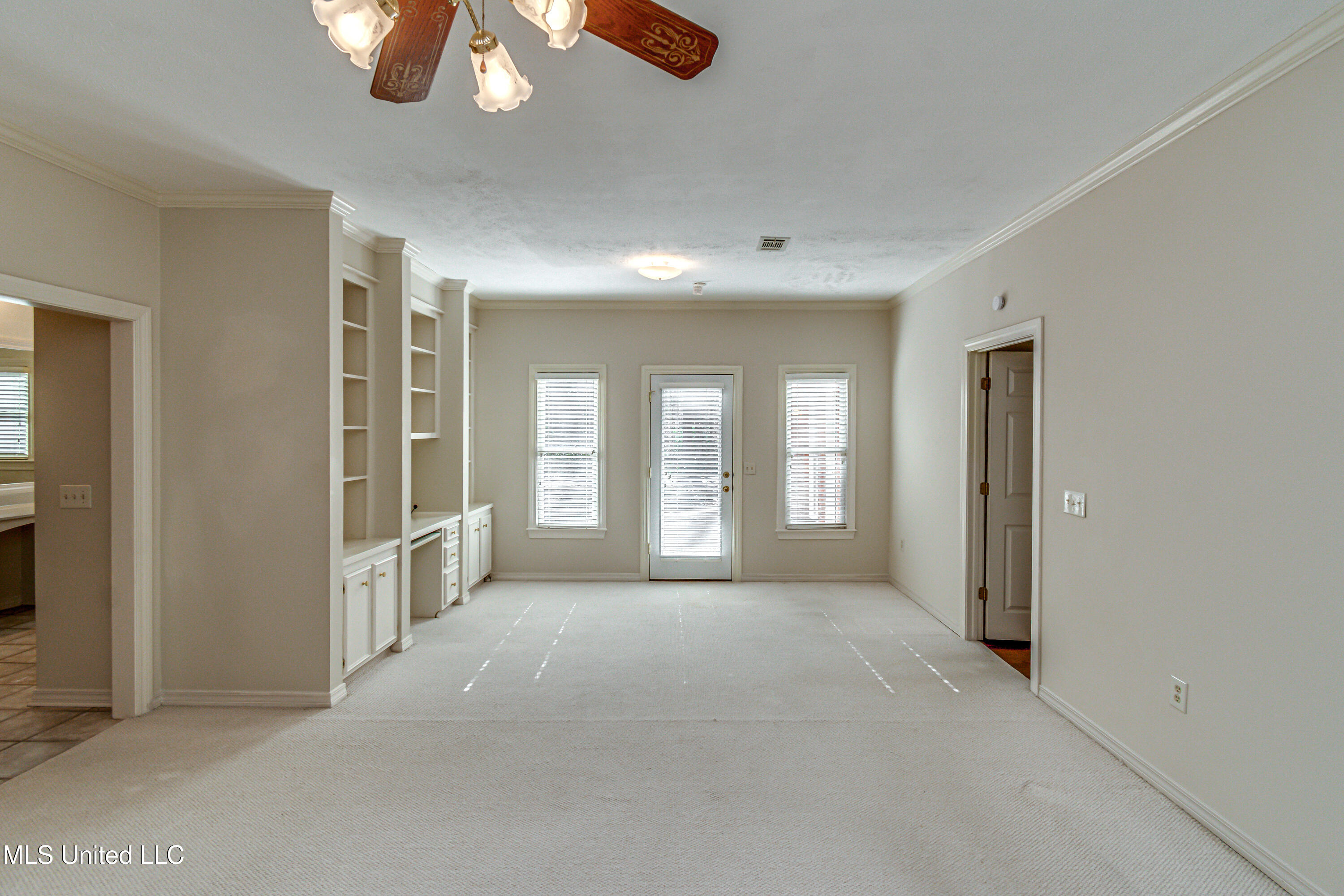 560 Dixton Drive Brandon, MS 39047 - Photo 28 of 58 560 Dixton Dr-55