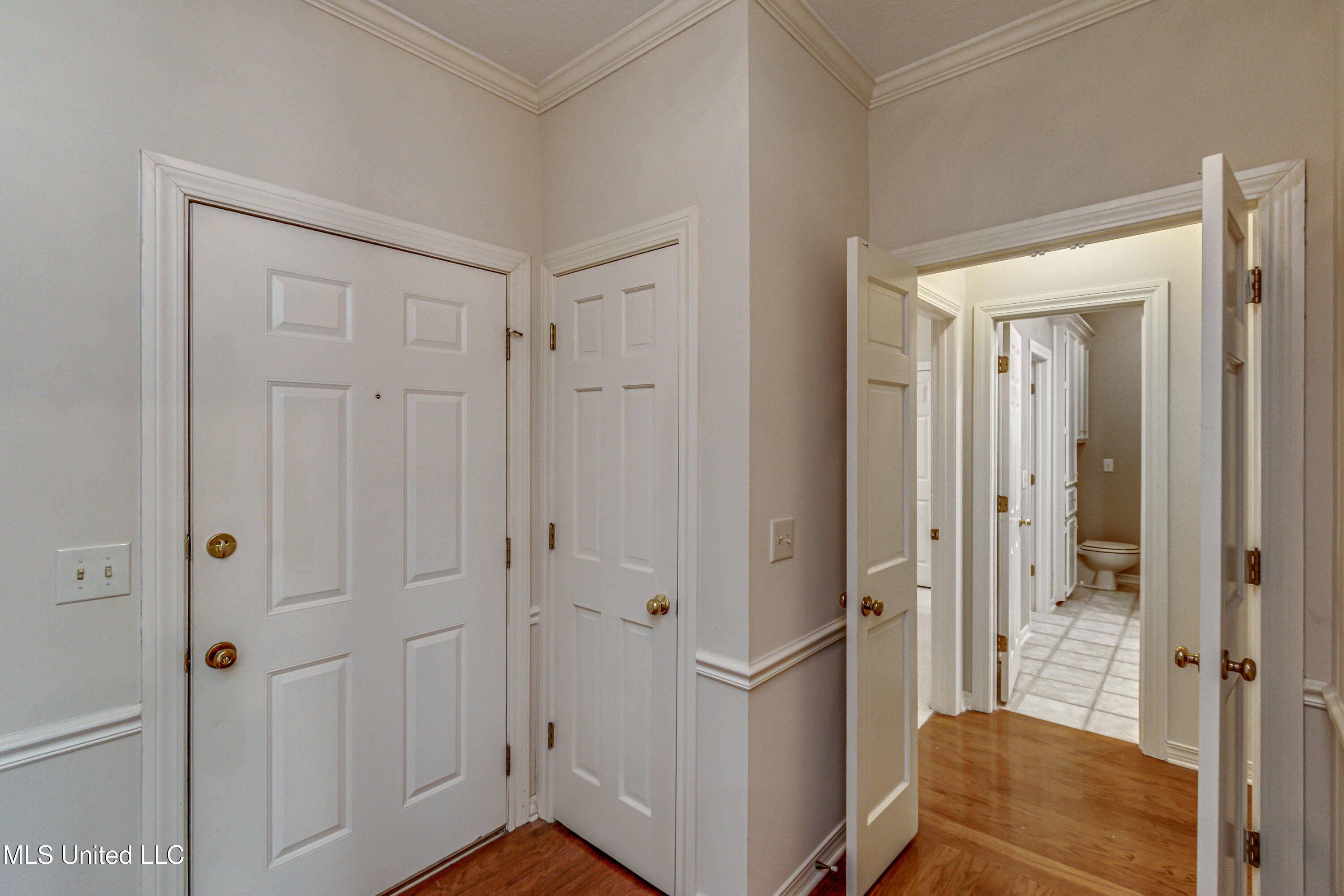 560 Dixton Drive Brandon, MS 39047 - Photo 4 of 58 560 Dixton Dr-19