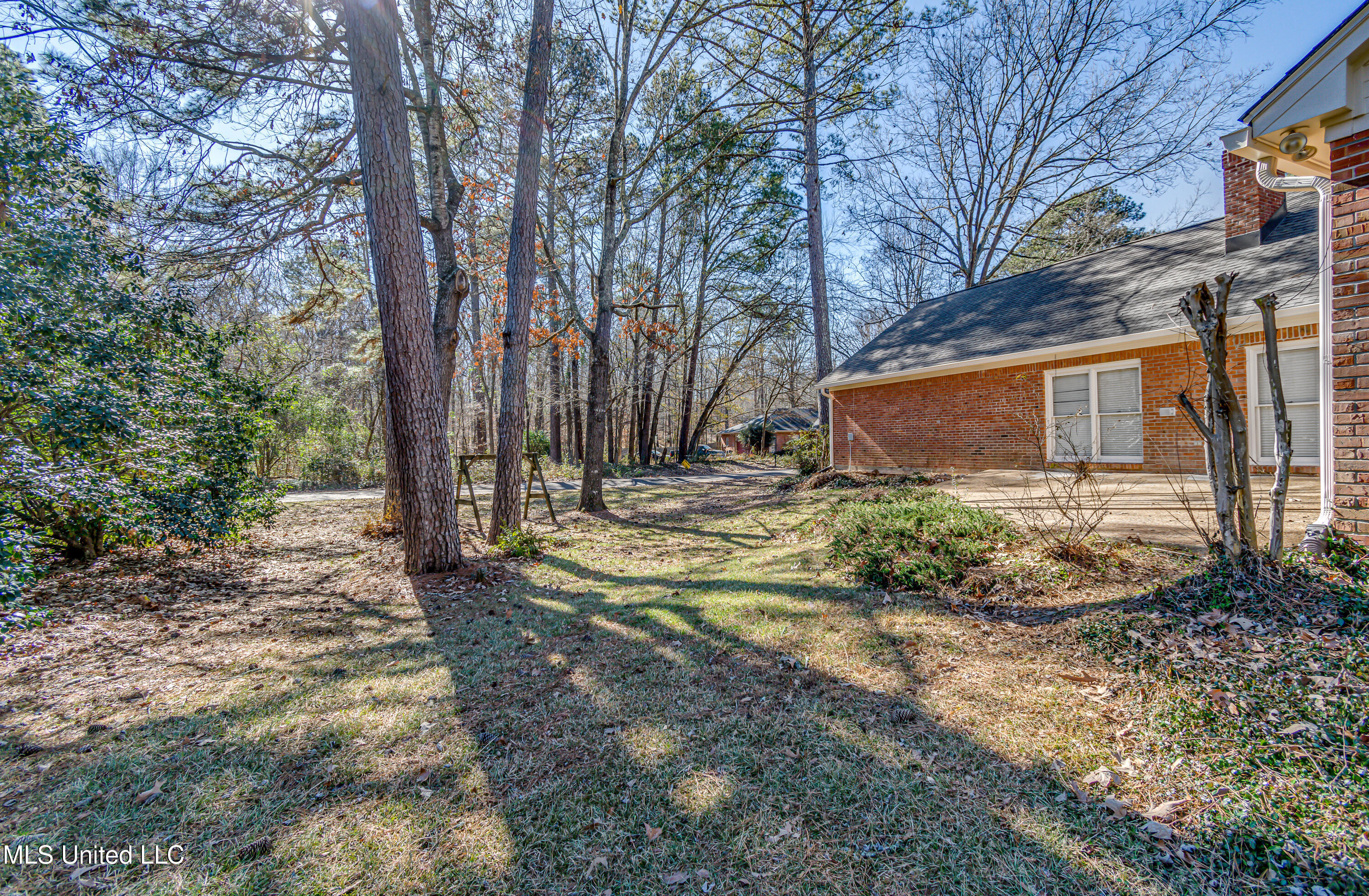 560 Dixton Drive Brandon, MS 39047 - Photo 55 of 58 560 Dixton Dr-17
