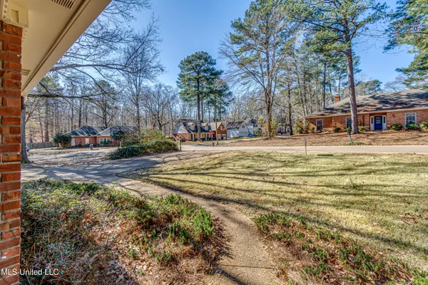 $2,400 | 560 Dixton Drive, Brandon, MS 39047
