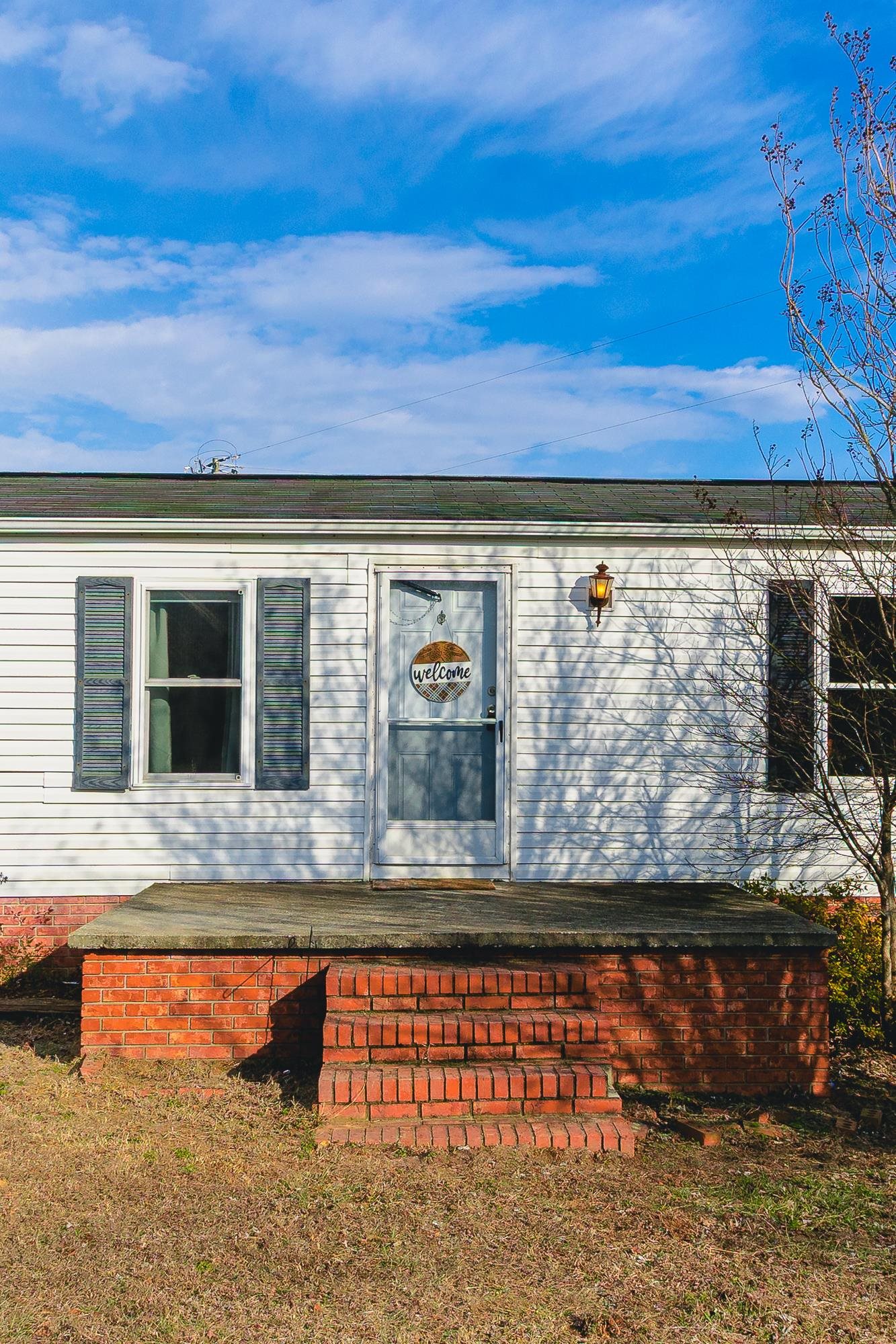 256 Splawn Road Gaffney, SC 29340 - Photo 2 of 35