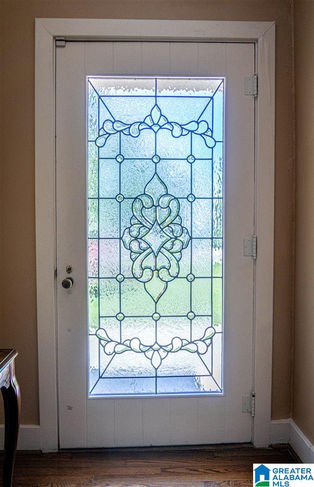 557 Shades Crest Road Birmingham, AL 35226 - Photo 4 of 41