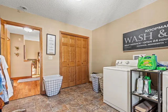 $175,000 | 213 North Harold Street, Ivanhoe, MN 56142