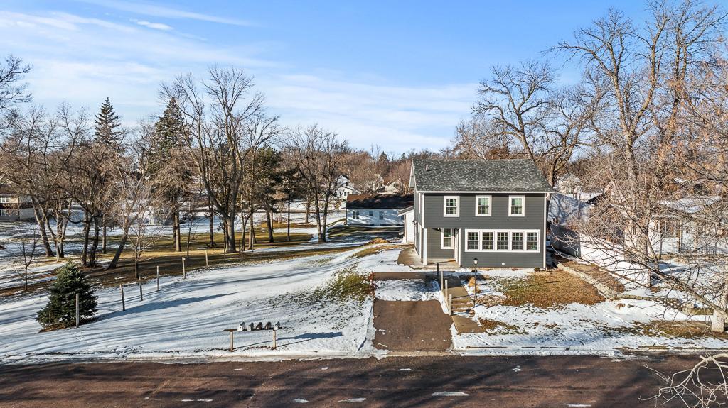 213 North Harold Street Ivanhoe, MN 56142 - Photo 5 of 47