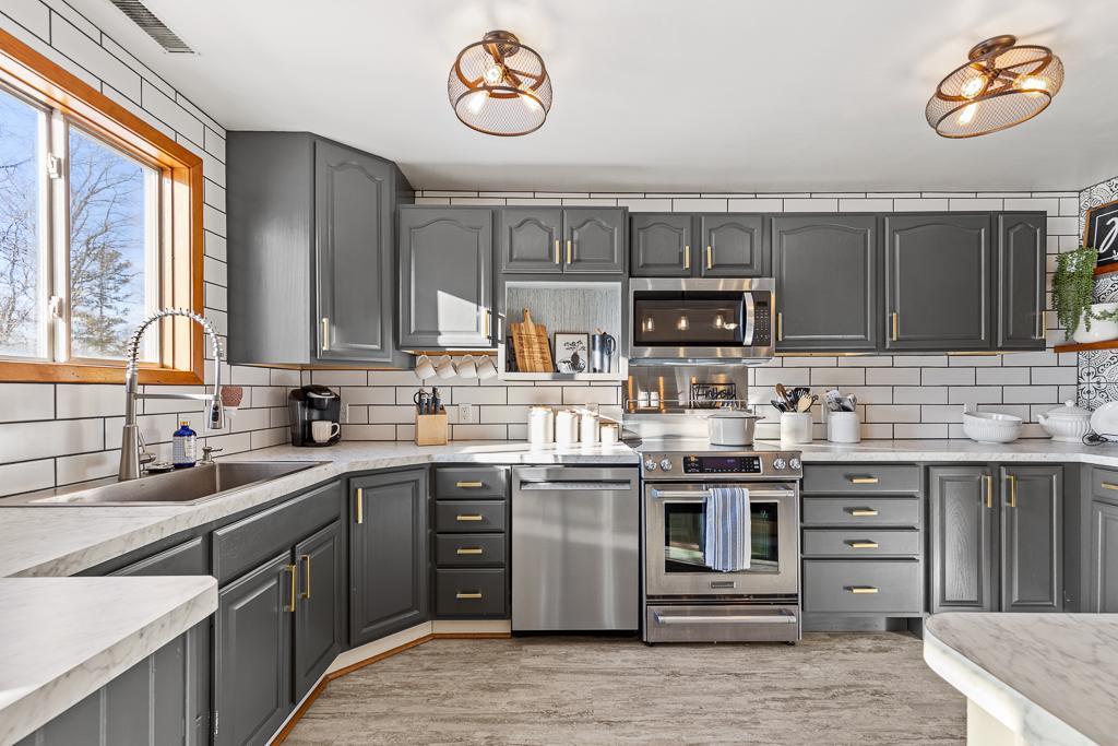 213 North Harold Street Ivanhoe, MN 56142 - Photo 7 of 47