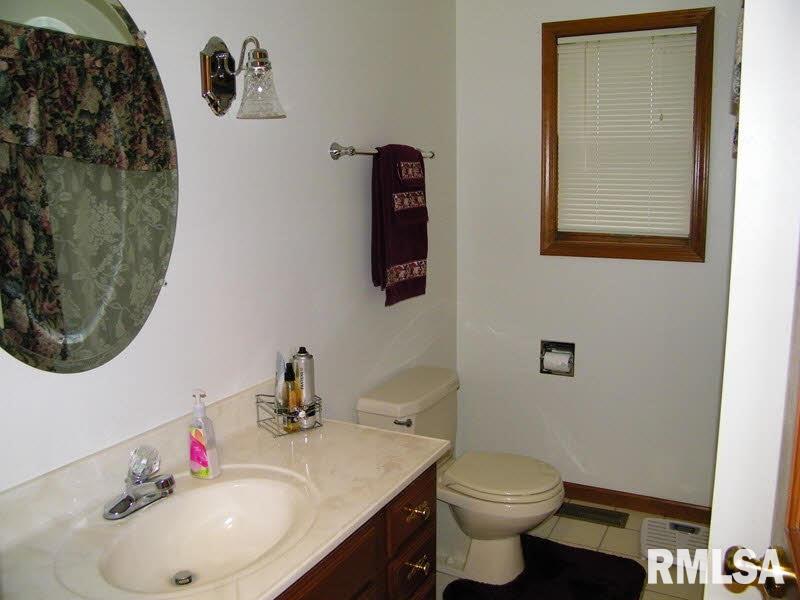 9063 Allen Road Iuka, IL 62849 - Photo 17 of 22