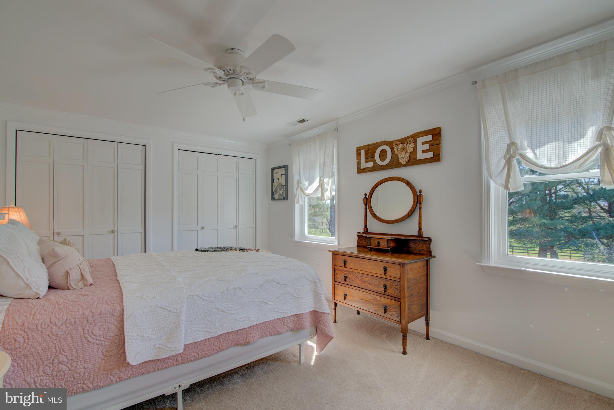 19411 Shelburne Glebe Road Leesburg, VA 20175 - Photo 34 of 58 Gallery Image 34