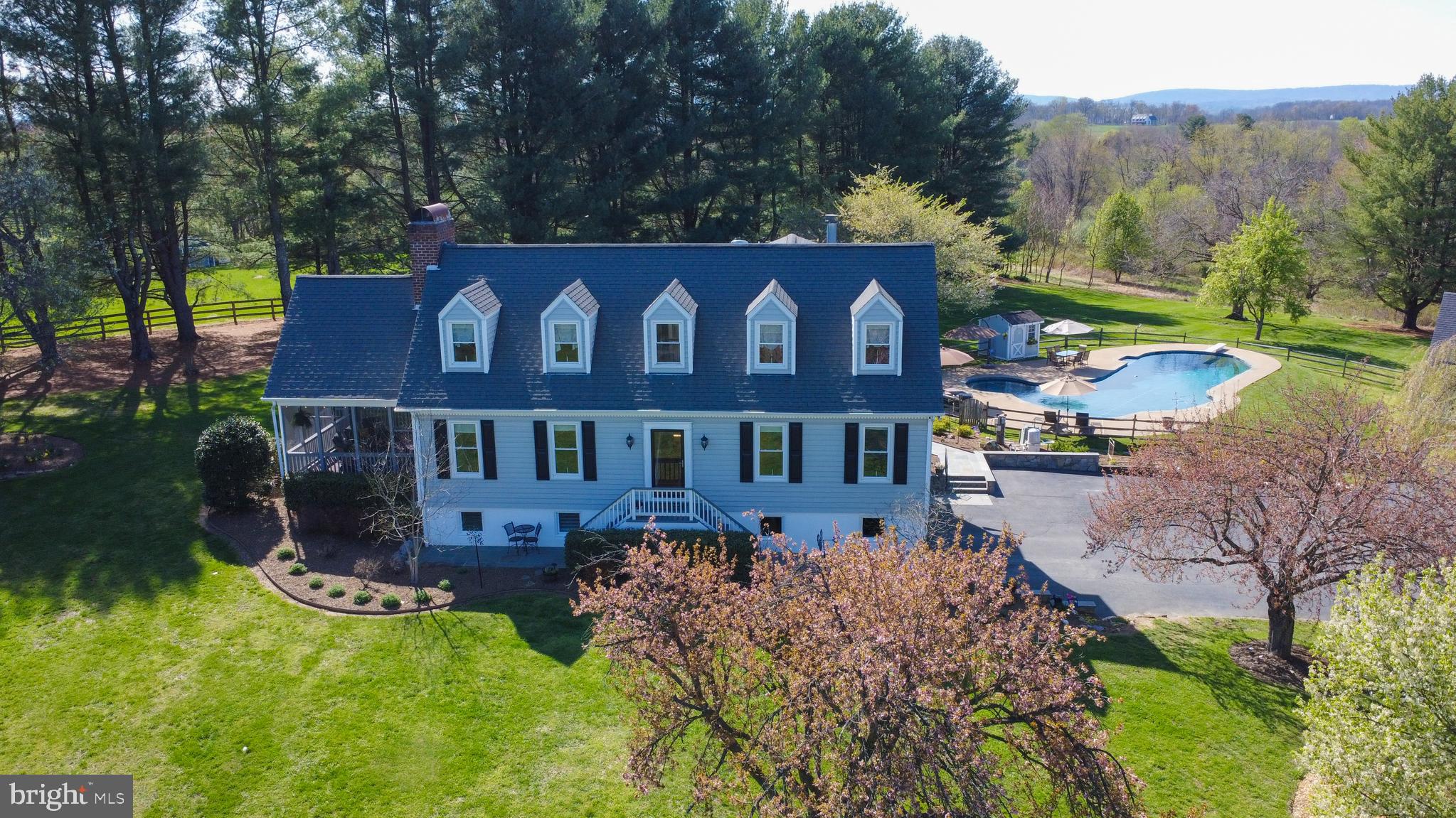 19411 Shelburne Glebe Road Leesburg, VA 20175 - Photo 46 of 58 Aerial lot view