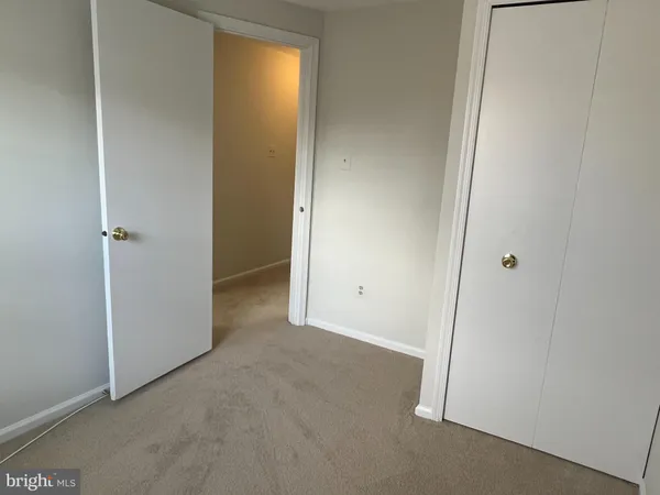 $2,475 | 6015 Netherton Street, Centreville, VA 20120