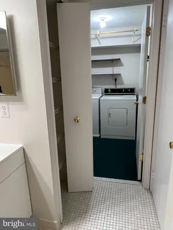 $2,475 | 6015 Netherton Street, Centreville, VA 20120