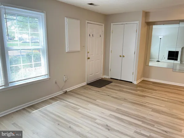 $2,475 | 6015 Netherton Street, Centreville, VA 20120