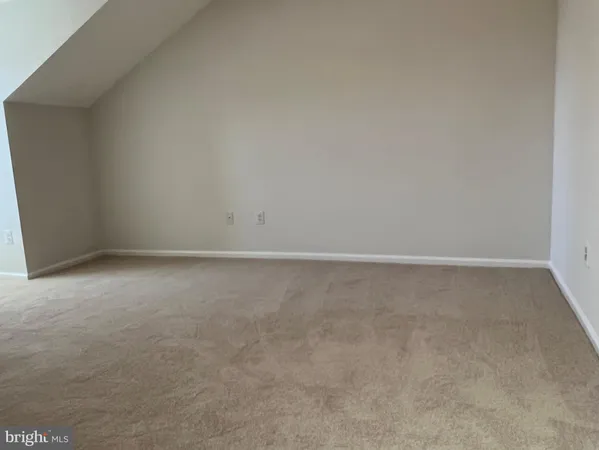 $2,475 | 6015 Netherton Street, Centreville, VA 20120