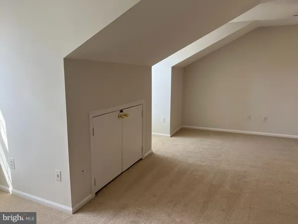 $2,475 | 6015 Netherton Street, Centreville, VA 20120