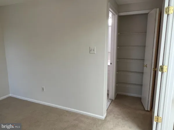 $2,475 | 6015 Netherton Street, Centreville, VA 20120