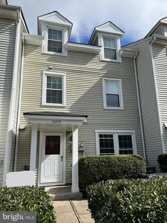 $2,475 | 6015 Netherton Street, Centreville, VA 20120