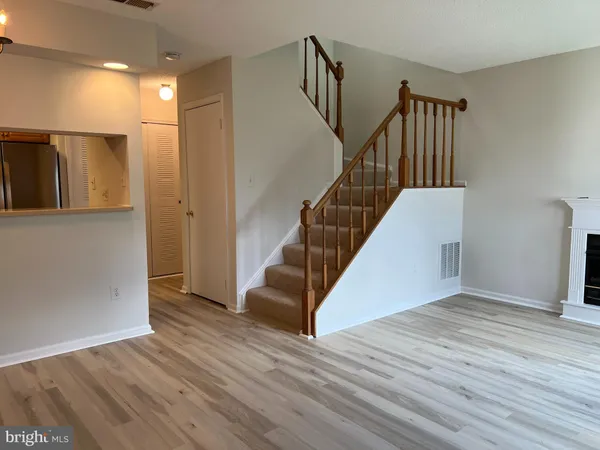 $2,475 | 6015 Netherton Street, Centreville, VA 20120