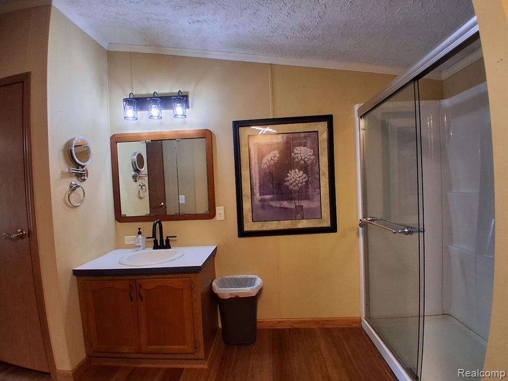 10055 North Genesee Road Mount Morris, MI 48458 - Photo 14 of 43