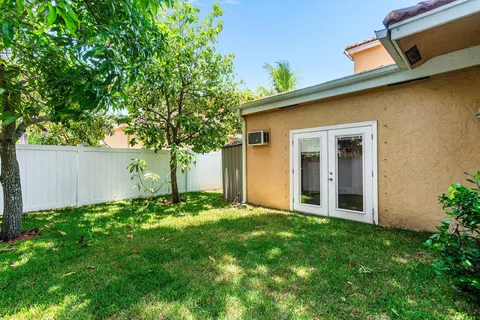 $699,000 | 4074 Northwest 62nd Drive, Coconut Creek, FL 33073