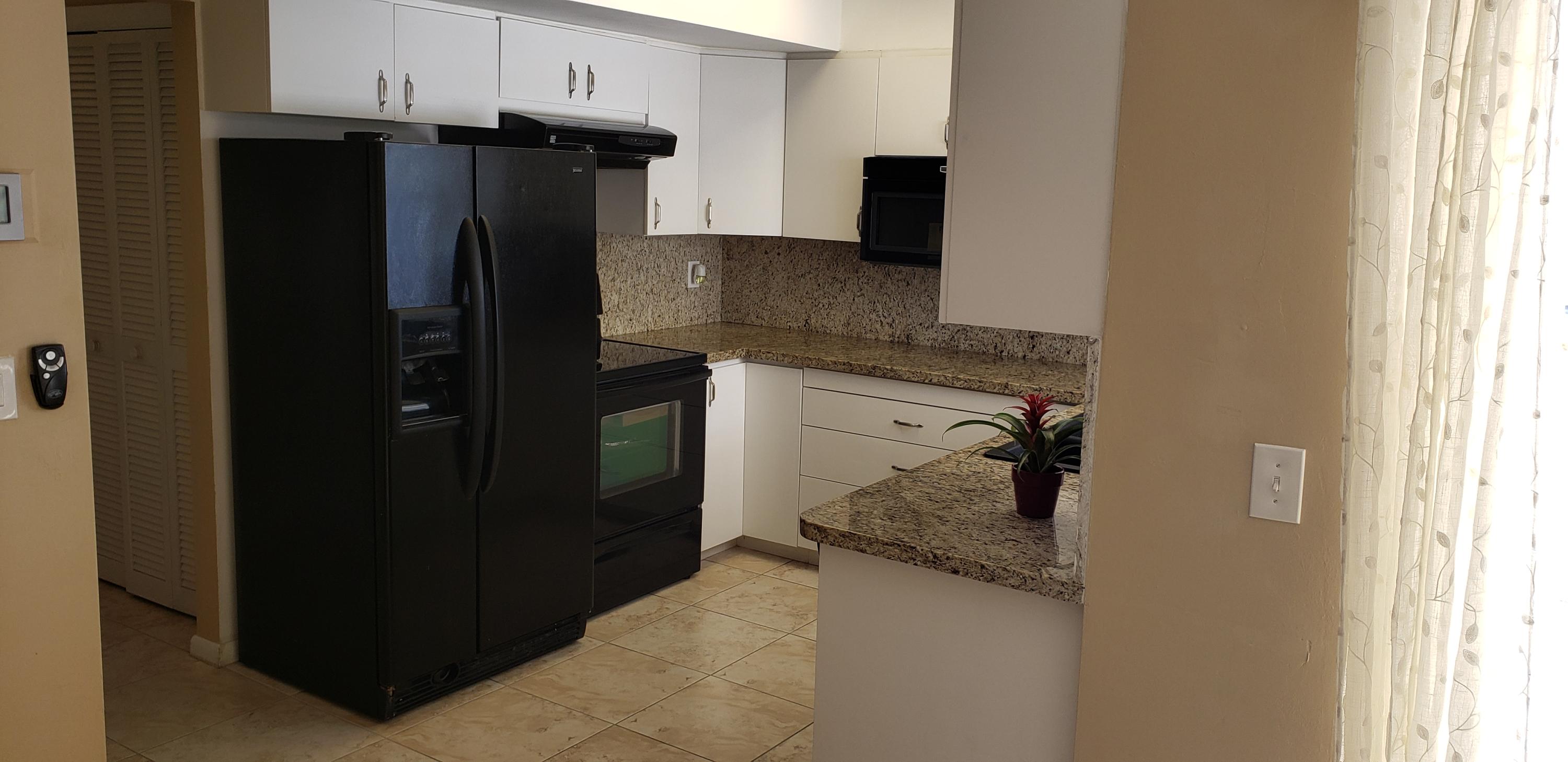 585 Northwest 15th Court Boca Raton, FL 33486 - Photo 8 of 30 20190809_165918